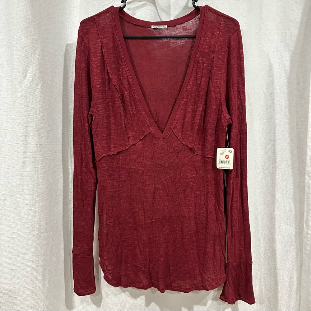 35. NWT Intimately Free People Long Sleeve Top RED LARGE/PTP:18.5”/LENGTH:29”